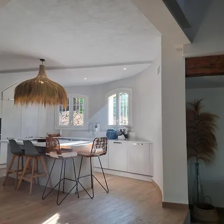Villa Thais *