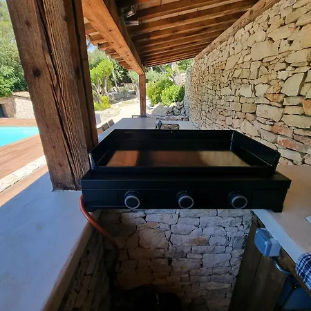 Villa Thais Nimes