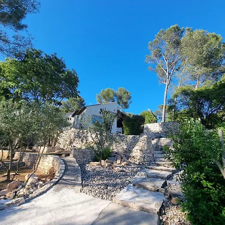 Thais Nimes