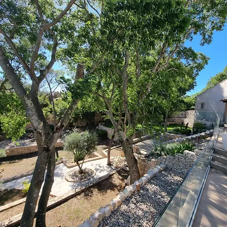 Villa Thais Nimes
