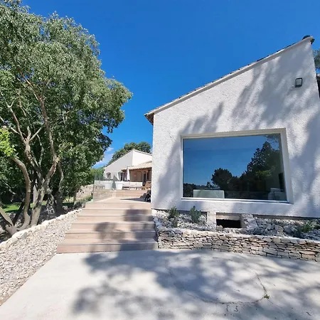Villa Thais Nimes